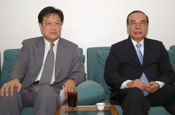 2006